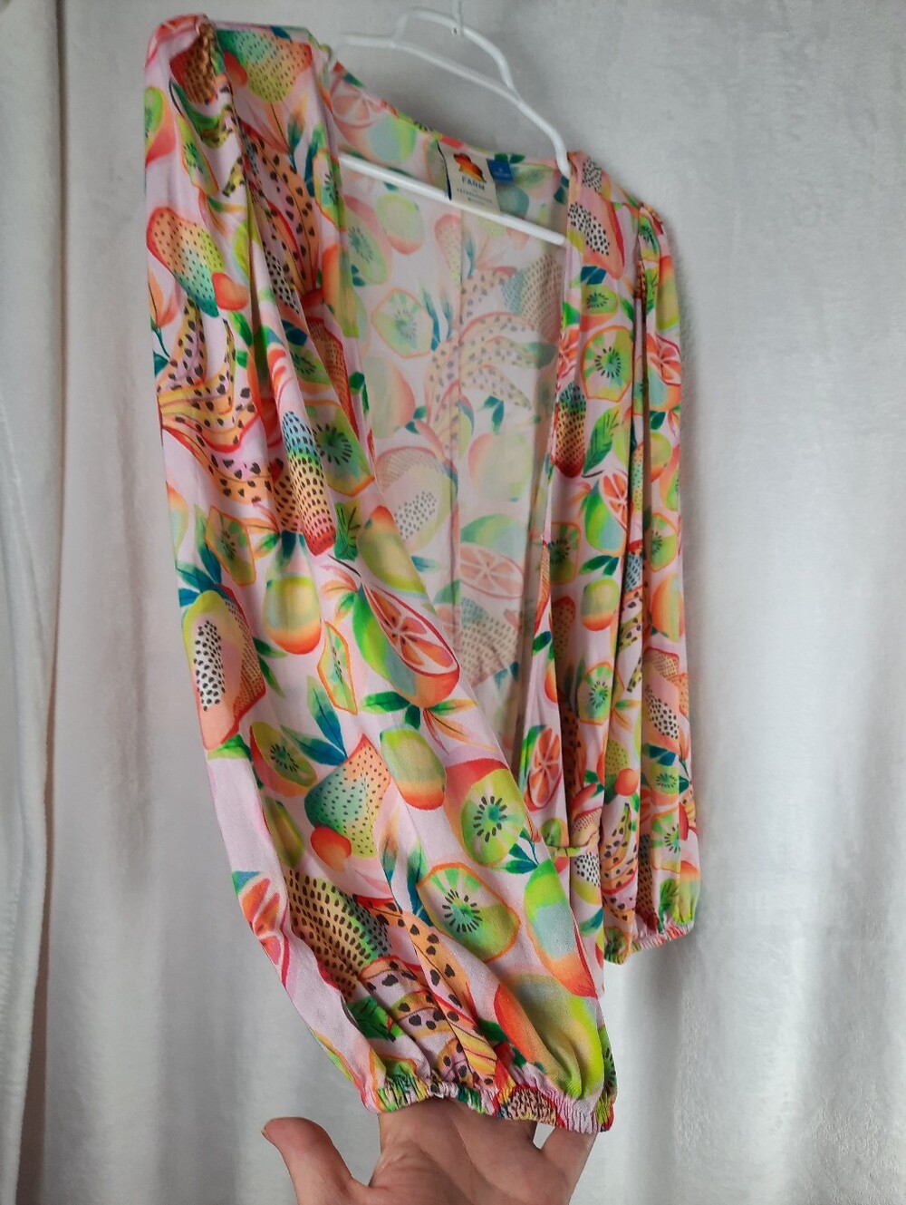 FARM Rio Anthropologie Citrus & Kiwi Wrap Top - Picture 7 of 16